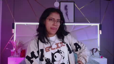 SUKI online show from April 19, 12:28 pm