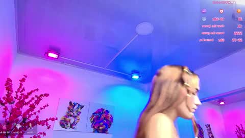 summer_miller online show from November 4, 11:33 am