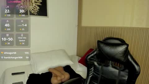 Summer online show from March 19, 4:45 pm