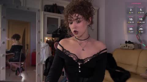 Miss Nelly online show from March 24, 3:40 pm