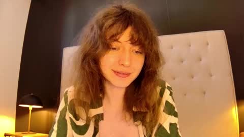 luna online show from April 12, 10:08 am