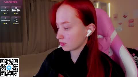 sunflare_ online show from February 15, 5:11 pm