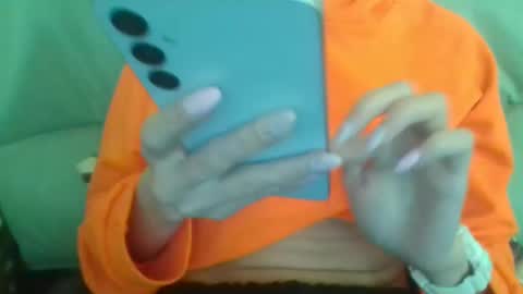 suni online show from March 8, 9:50 am