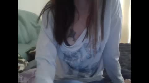 suni online show from March 4, 9:40 am