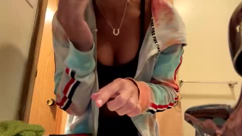 Snapshot of sunnbabe92485 chatting on September 10, 12:28 pm sunnbabe92485 online show from September 10, 12:28 pm