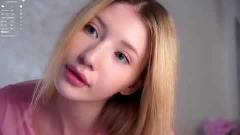 Lily online show from April 16, 8:09 pm