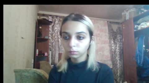 sunny__sue online show from December 6, 11:28 am