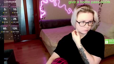 sunny mood online show from January 20, 3:15 am