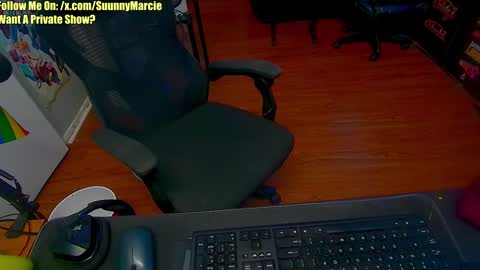 Sunny Marcie online show from March 4, 11:32 pm