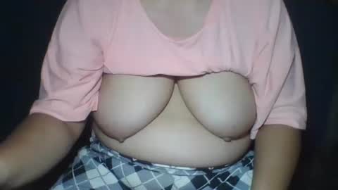 sunshine_789 online show from April 11, 7:18 pm