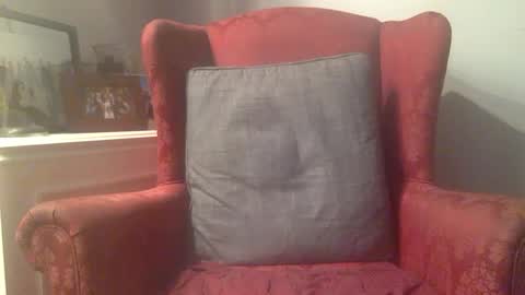 Snapshot of suntrdr077 chatting on September 24, 1:34 am suntrdr077 online show from September 24, 1:34 am