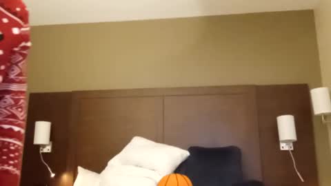 Snapshot of super_dave88 chatting on January 2, 6:40 am Super dave88 online show from January 2, 6:40 am