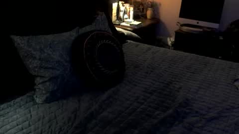 Guero Cash online show from October 21, 1:05 pm