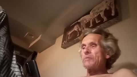 Snapshot of superdavedetailzz2025 chatting on October 4, 7:50 am superdavedetailzz2025 online show from October 4, 7:50 am