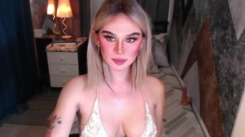 CARMINA online show from March 24, 2:50 am