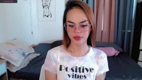 Im val online show from May 3, 11:55 pm