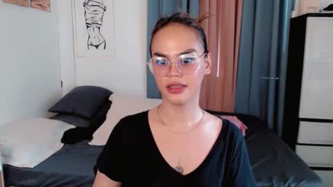 Im val online show from February 28, 8:51 am