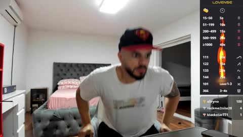 supermanboyxxl online show from November 10, 6:38 am