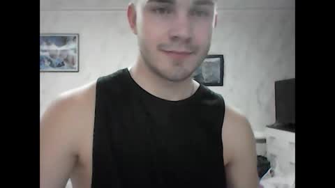 Snapshot of supermanqsky chatting on December 28, 5:25 pm SupermanQSky online show from December 28, 5:25 pm