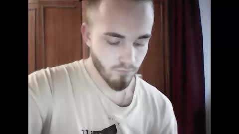 Snapshot of supermanqsky chatting on December 4, 12:52 pm SupermanQSky online show from December 4, 12:52 pm