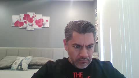 Snapshot of supernovarise chatting on March 1, 5:27 pm supernovarise online show from March 1, 5:27 pm