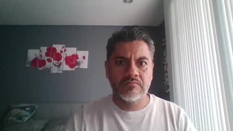 Snapshot of supernovarise chatting on February 23, 12:19 am supernovarise online show from February 23, 12:19 am