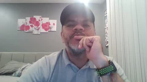 Snapshot of supernovarise chatting on February 12, 1:52 am supernovarise online show from February 12, 1:52 am