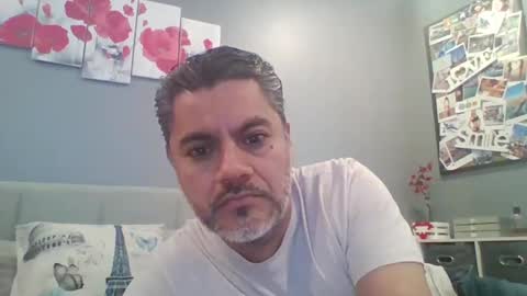 Snapshot of supernovarise chatting on February 4, 6:27 pm supernovarise online show from February 4, 6:27 pm