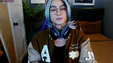 DIANNA online show from March 19, 7:36 am