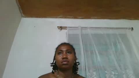 surbelle online show from February 25, 2:42 pm