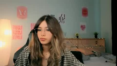 Sara online show from March 24, 1:50 pm