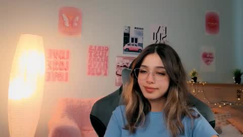 Sara online show from March 21, 1:16 pm