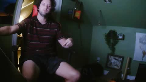 surferdude_here online show from October 20, 5:01 am