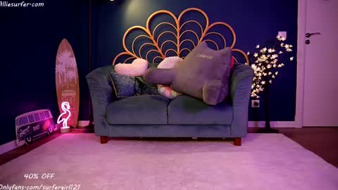 Allie online show from February 16, 7:16 pm