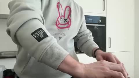 surfstar81 online show from March 19, 11:15 am