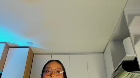 susanclarck online show from November 7, 12:36 am