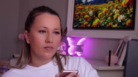 SusanJewel online show from March 6, 7:29 am