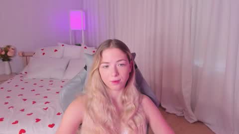 Susan online show from December 14, 4:52 am