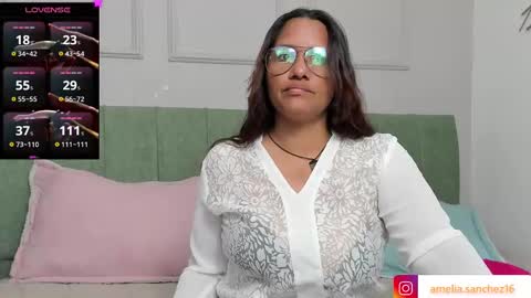 Amelia  online show from October 23, 12:28 pm