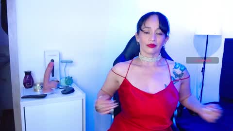 susanruggiero online show from December 14, 3:17 am