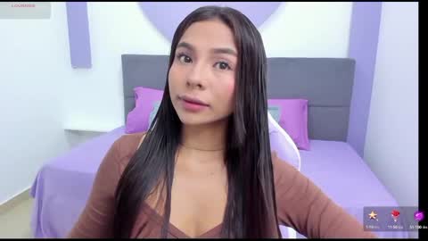 sussy_sweet4u online show from October 3, 10:45 am