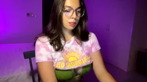 Snapshot of susyli chatting on October 21, 5:05 pm susyli online show from October 21, 5:05 pm