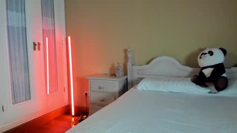 suzysuza online show from October 2, 3:44 pm