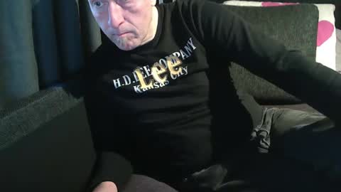 ArnSwart online show from April 11, 4:55 pm