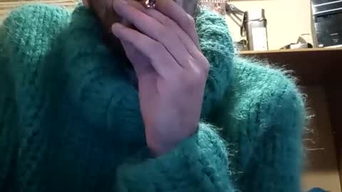 sweaterboy666 online show from December 26, 10:37 am