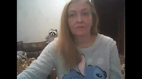 sweet4blonde609 online show from March 4, 1:19 pm