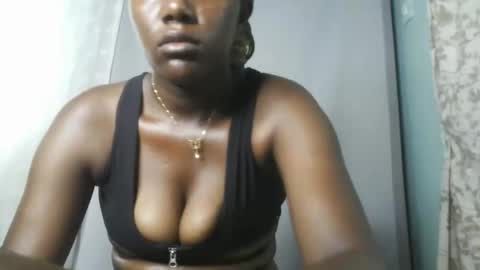 sweet69berry online show from December 1, 7:17 am