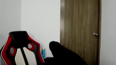 sweet__suck69bitch online show from February 17, 3:04 am