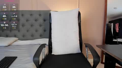 alessandre online show from April 10, 8:24 pm