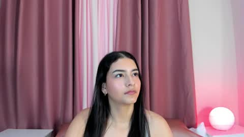 Aura  online show from March 30, 8:09 pm